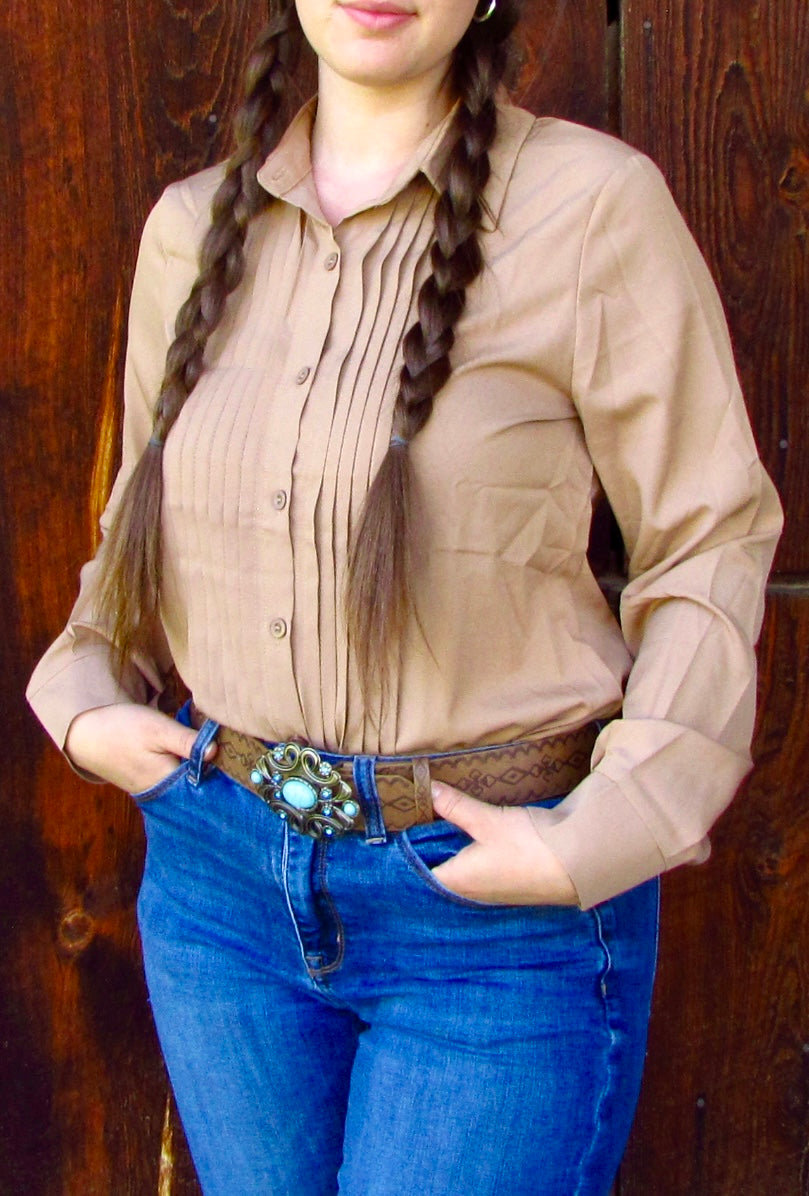 Sandy Sweetheart Button Up