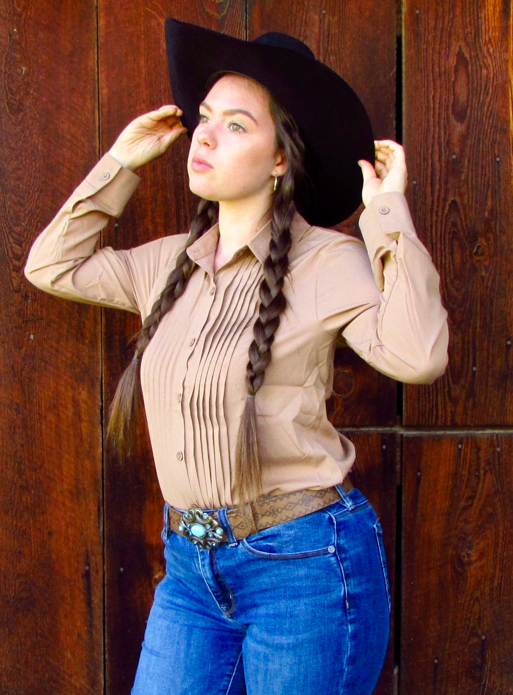 Sandy Sweetheart Button Up