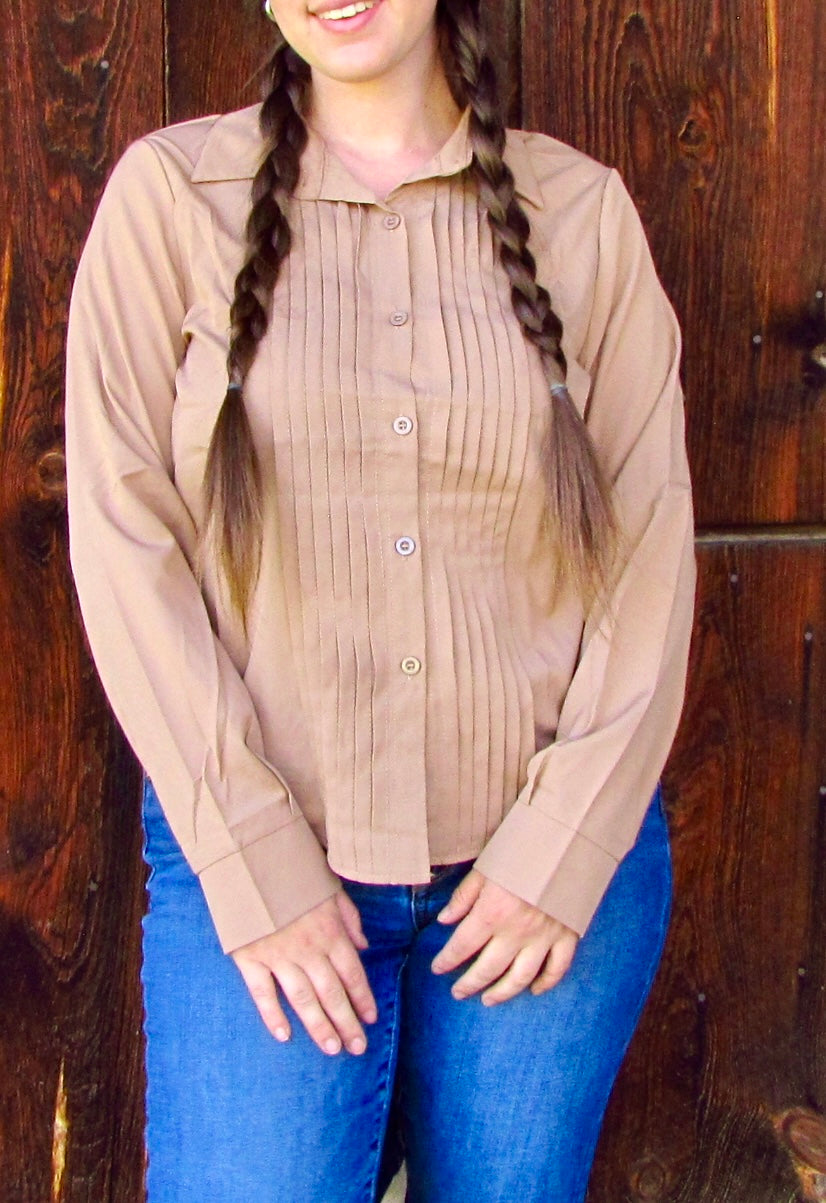 Sandy Sweetheart Button Up